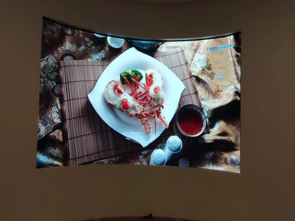 洛宁室内P2.5弧形LED屏